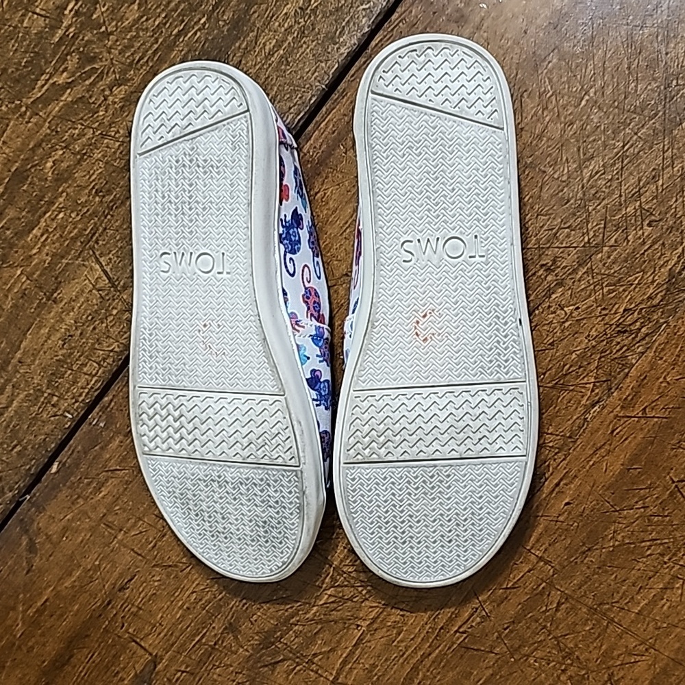 S:3.5 Toms Youth Slip on Shoes - Picture 10 of 14